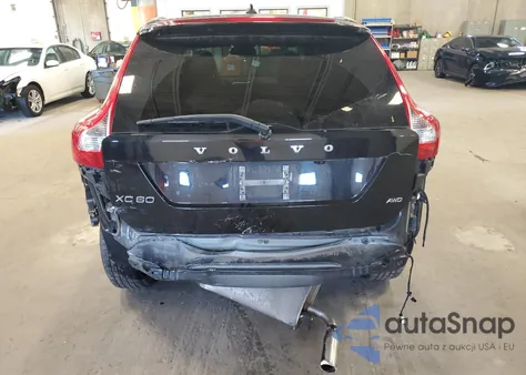 2011 Volvo Xc60 3.2 z USA, uszkodzony, nr VIN YV4952DZ1B2184088